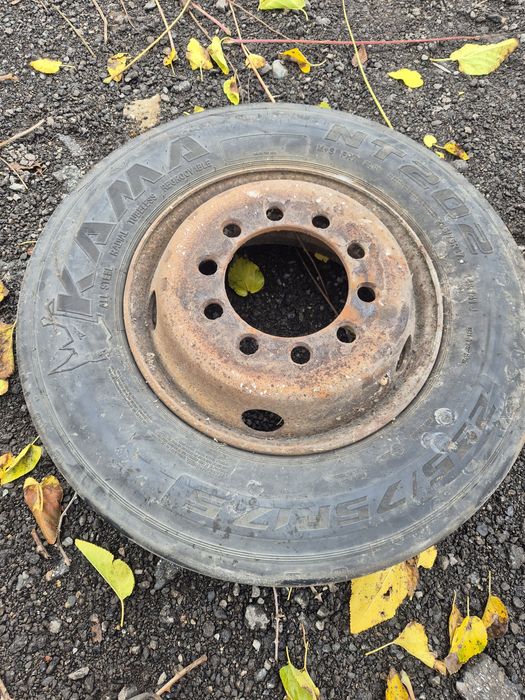 Гуми 235/75/17.5