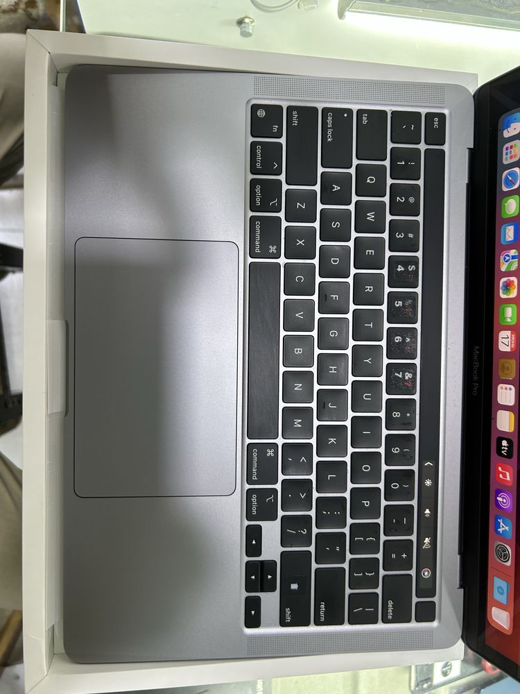 MacBook Pro M2 8/256
