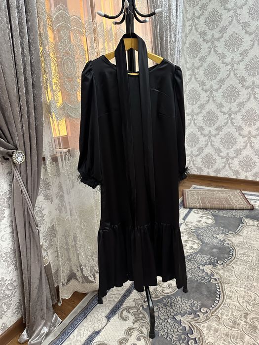 Шелковое платье на выход