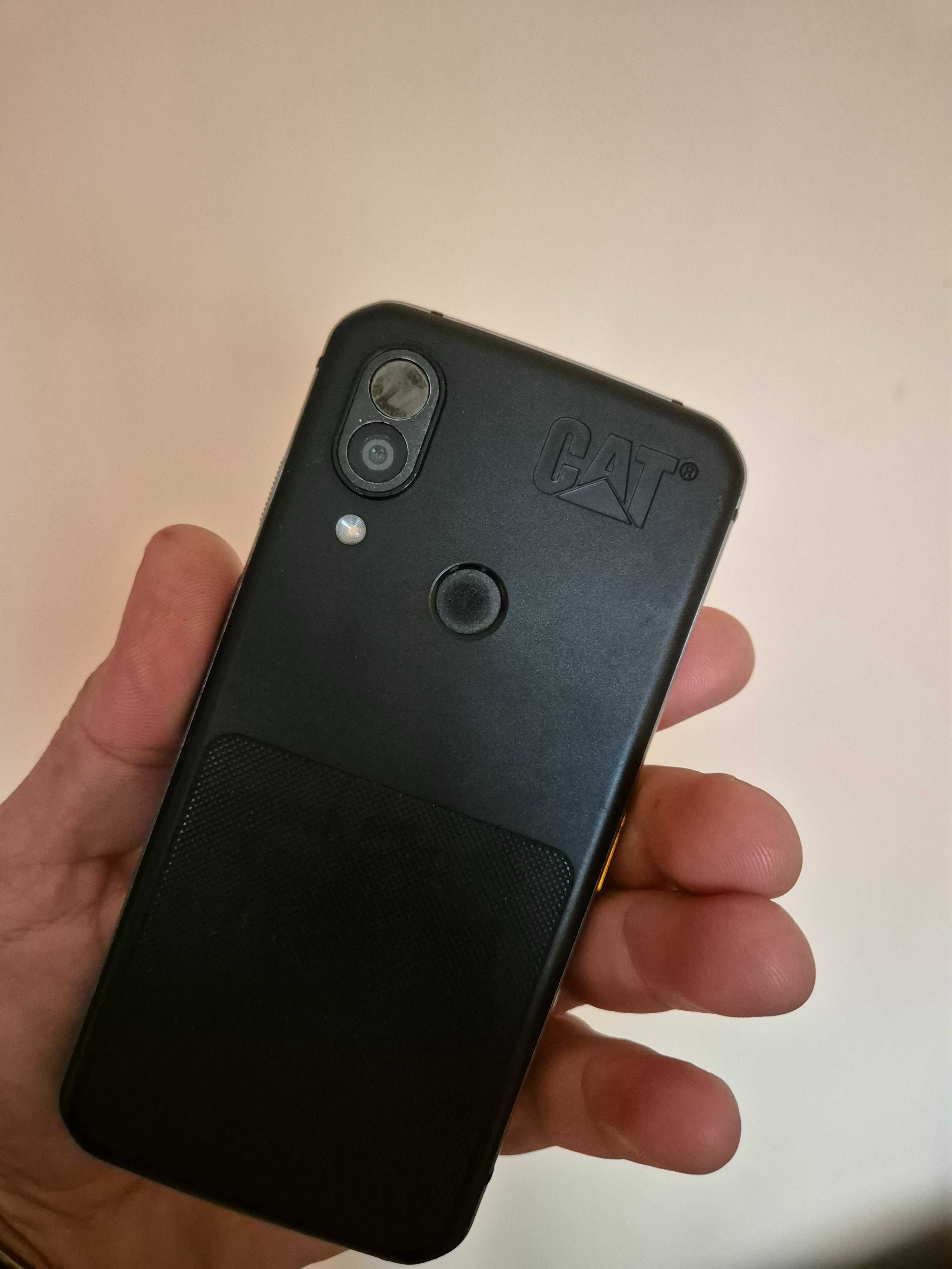 Cat s62 pro в добро състояние!