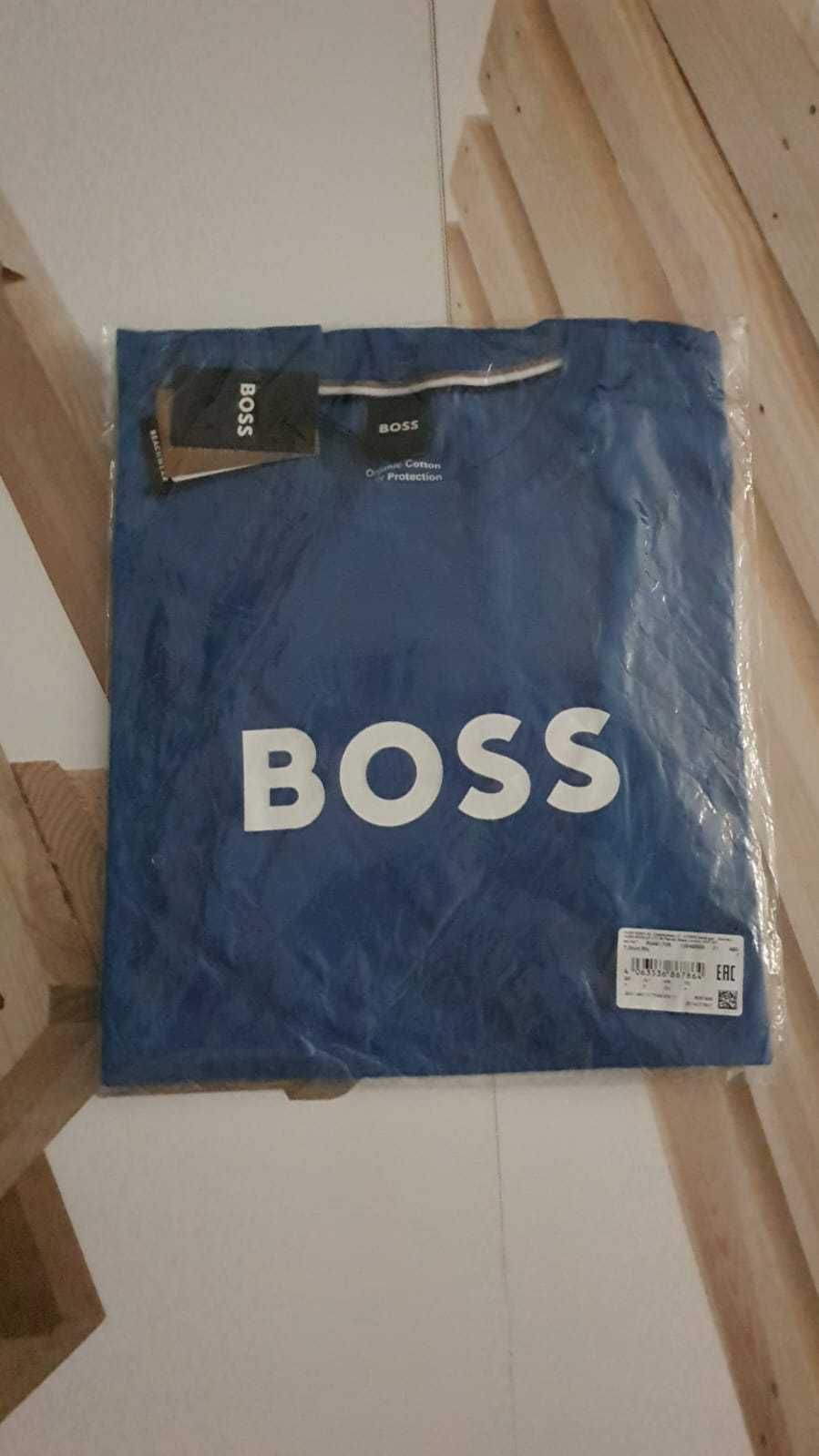 Vand tricou barbati Hugo Boss masura S si M  original nou cu eticheta