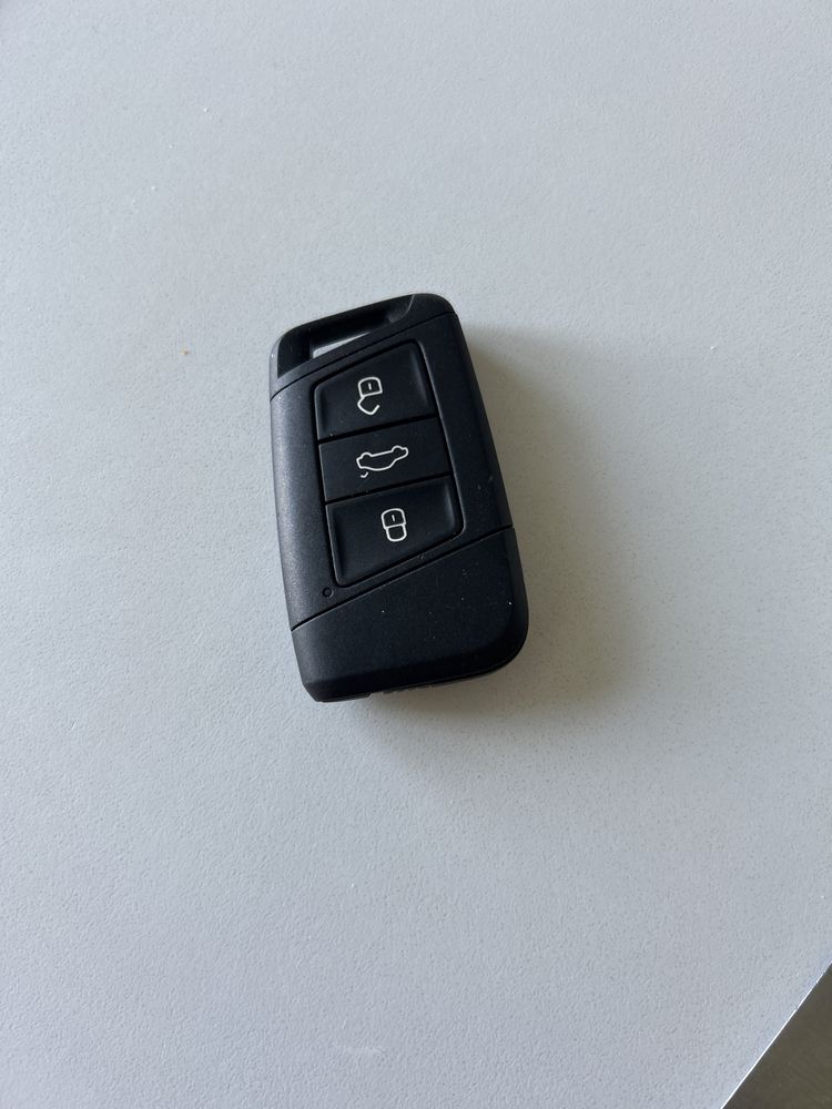 Vand cheie vw passat b8 .