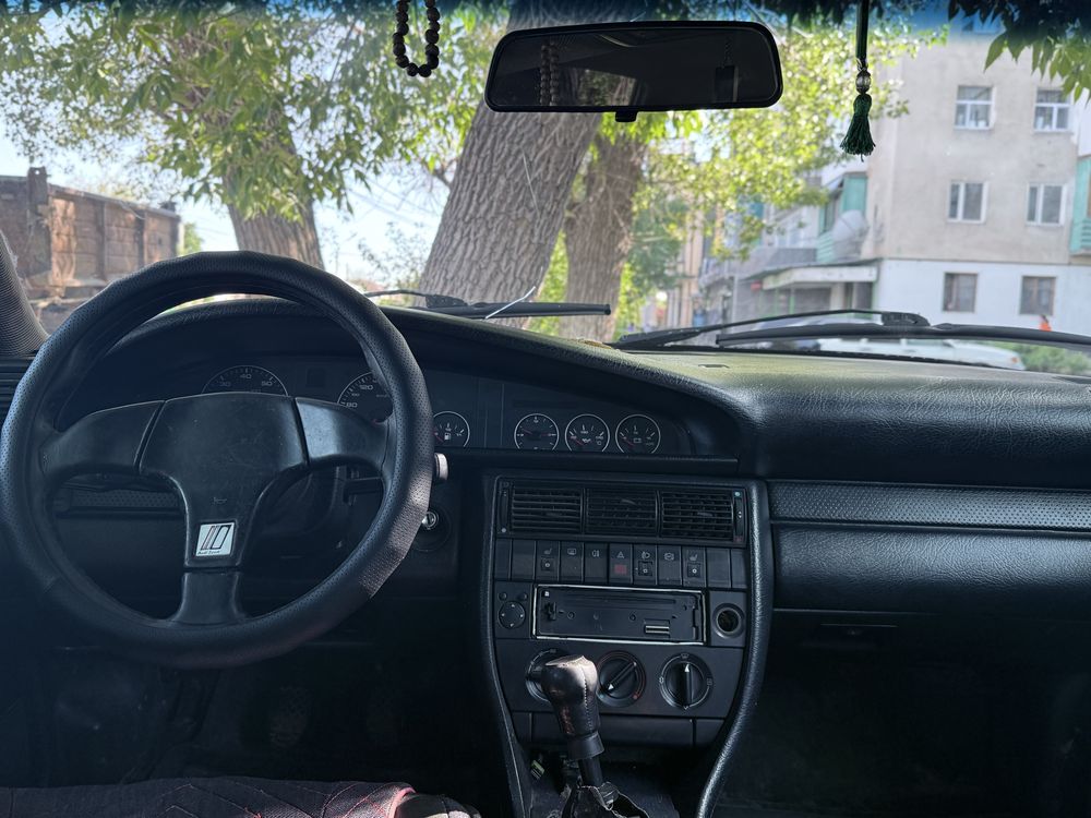 Продается Ауди с4 100