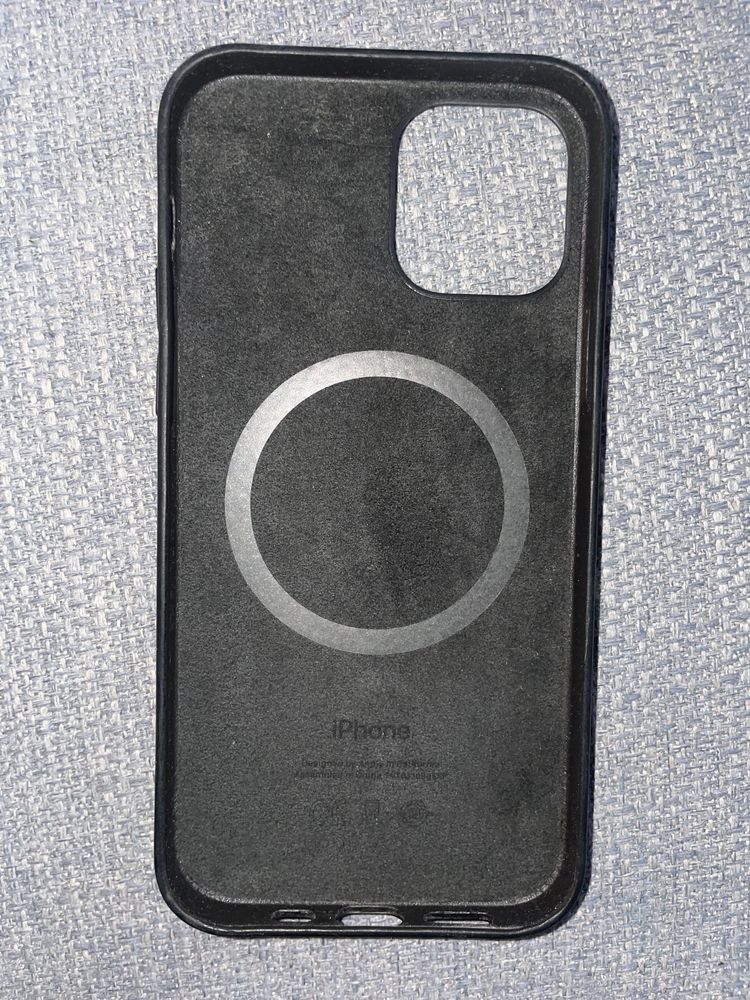 Оригинален кожен калъф за iPhone 12 pro