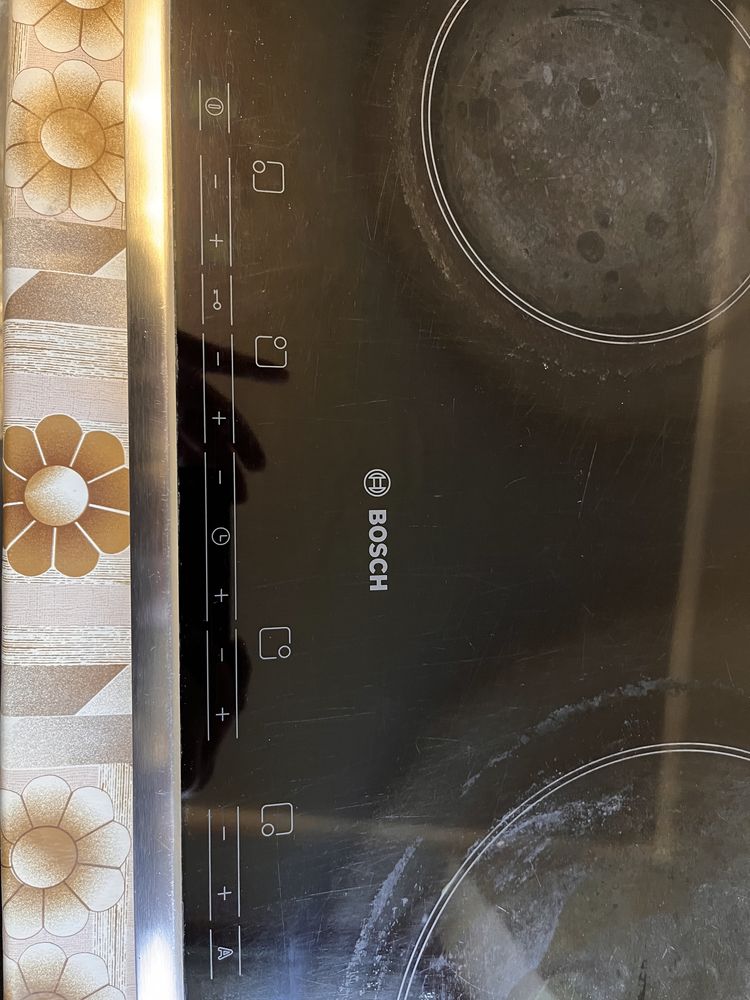 Plită vitroceramică Bosch PKE645T14E – 4 zone de gătit, 6600W