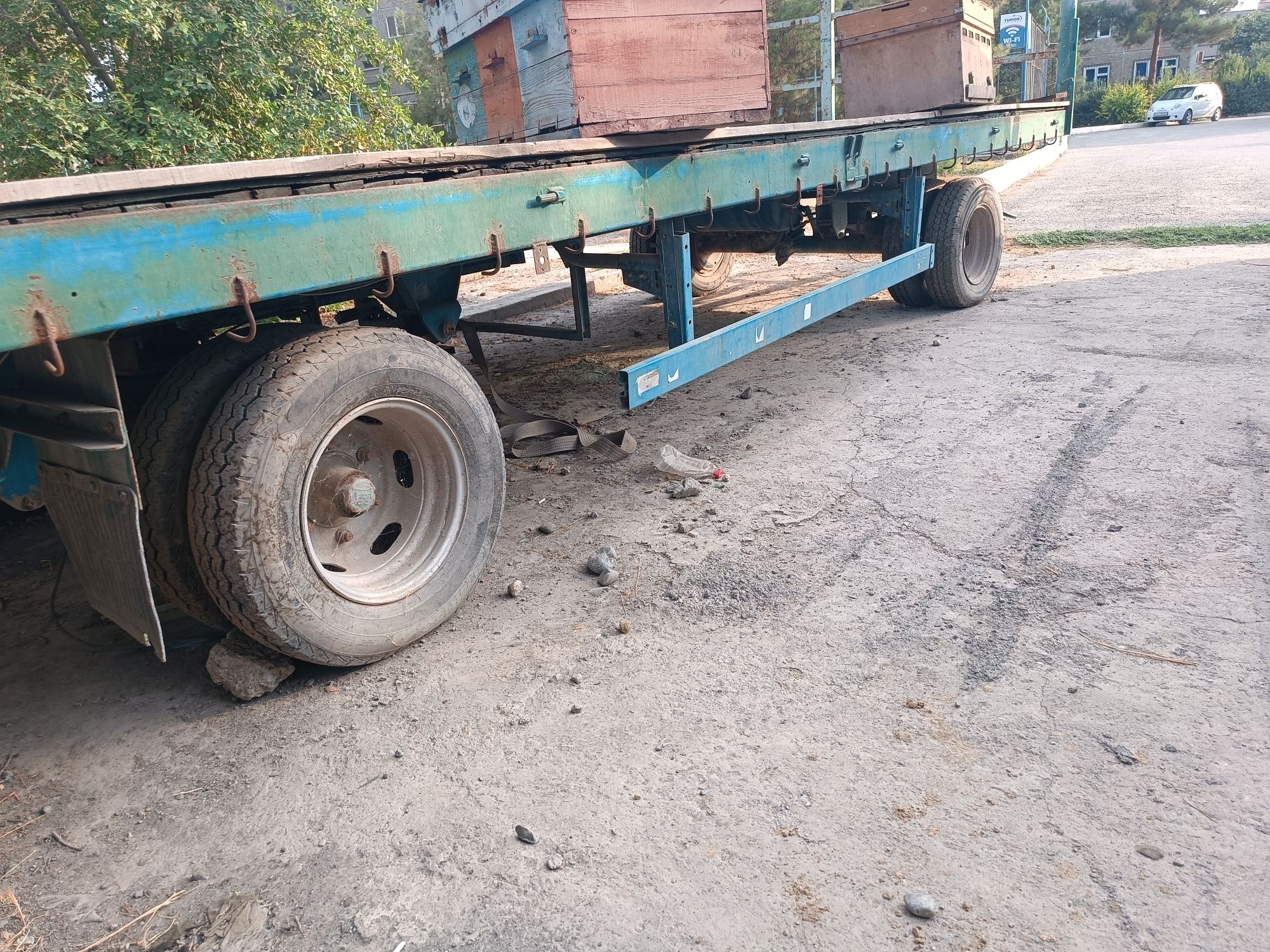 Прицеп GRAF для Мерседес Atego длина 6,60 ширина 2,20