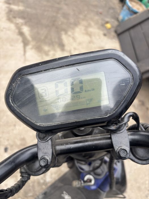 Vand scuter electric