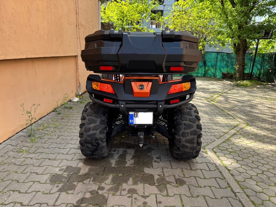 ATV CF Moto 800 cmc (long, cu 2 locuri) in stare perfecta