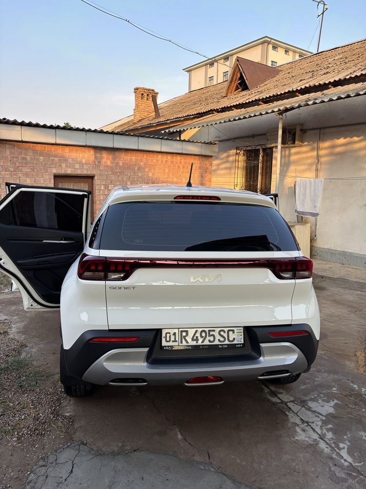 Kia Sonet 1 позиция