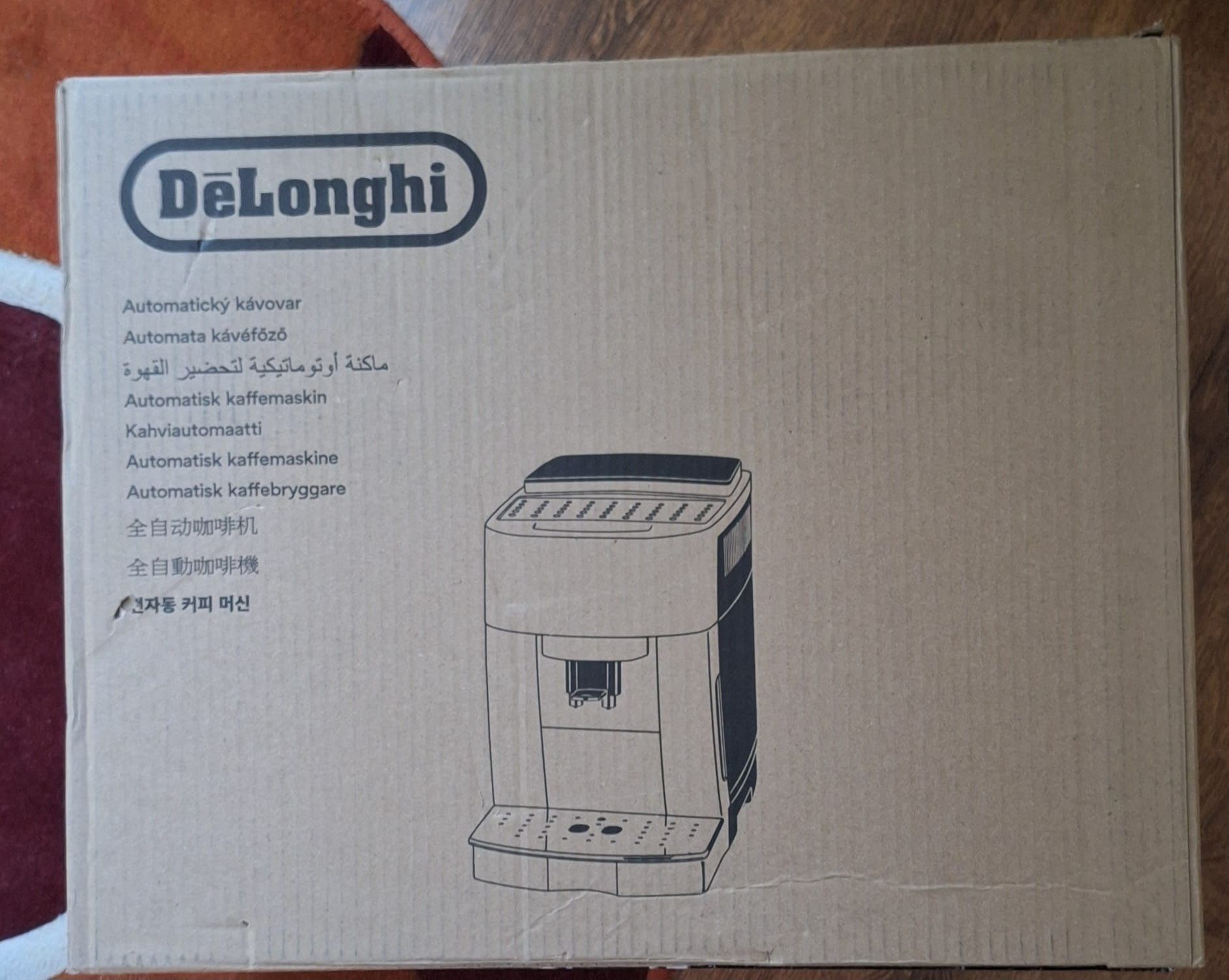 Espressor automat De’Longhi ECAM 13.123.B, 1450 W, 5 tipuri de bauturi