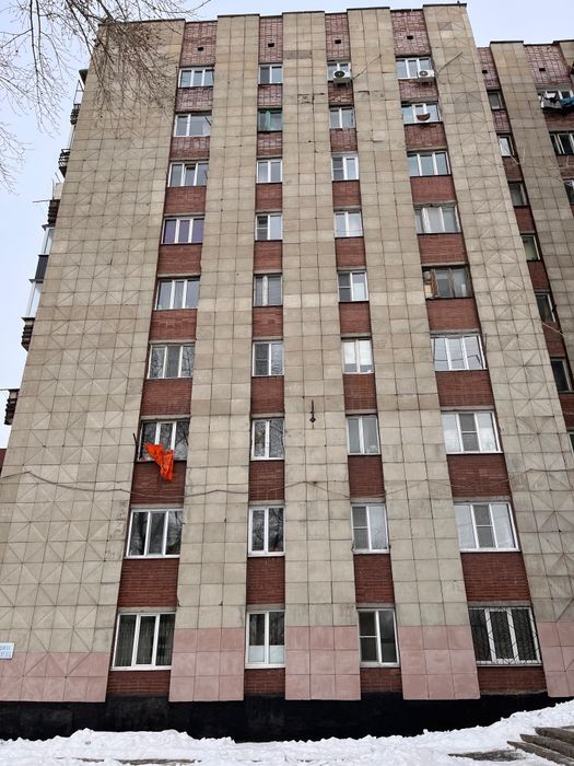 Продается 1,5. Цена: 8,5 млн. Подходит под ипотеку. 7/9