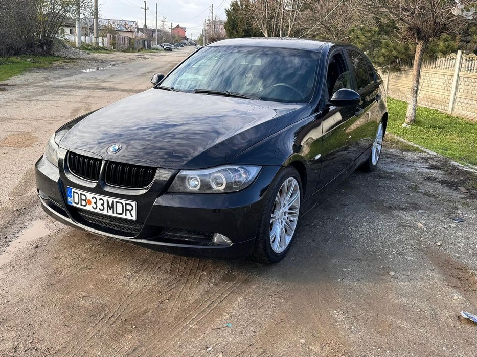 Bmw 320d an 2006. 163 cp