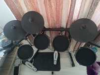 Set tobe Alesis Turbo Mesh Kit - Perfecte pentru incepatori