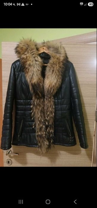 Модно черно манто кожено с яка от лисица,палто сиво с яка и черно палт