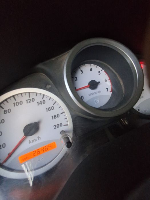 Toyota rav 4 an 2003