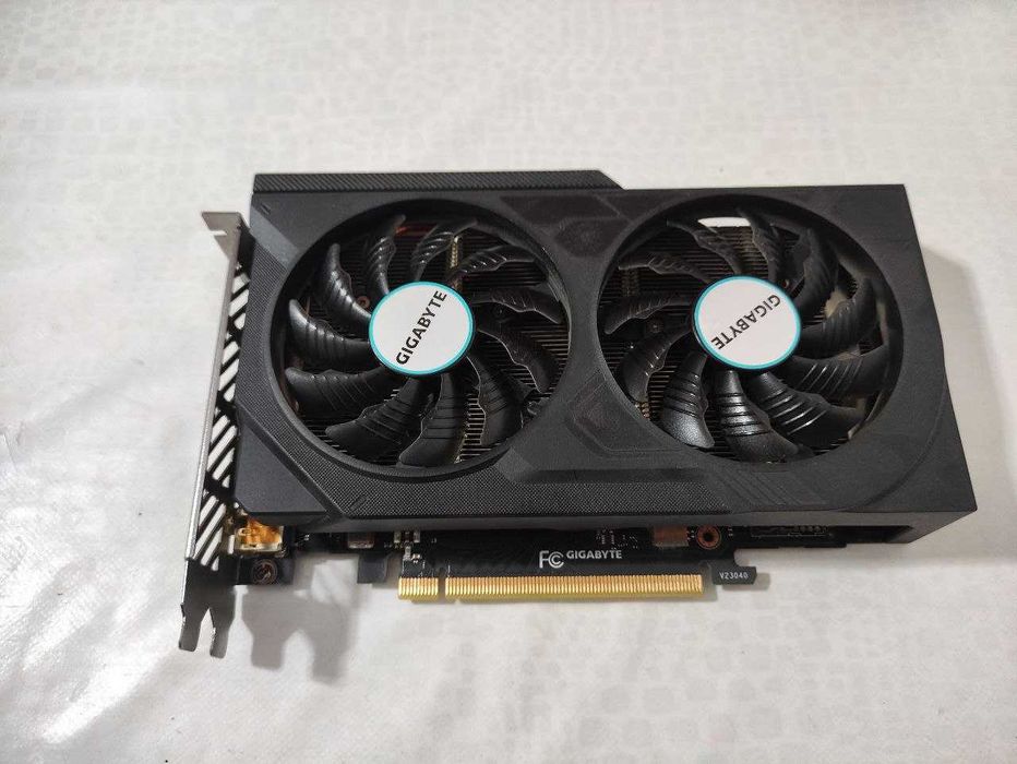 Видеокарта Gigabyte RTX 4060 8 gb windforce oc