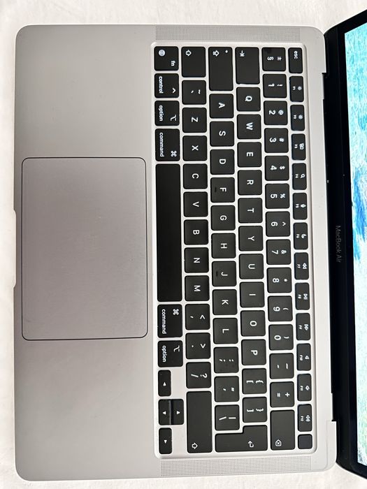 Laptop Apple air m1