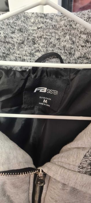 Vesta textil in buna stare