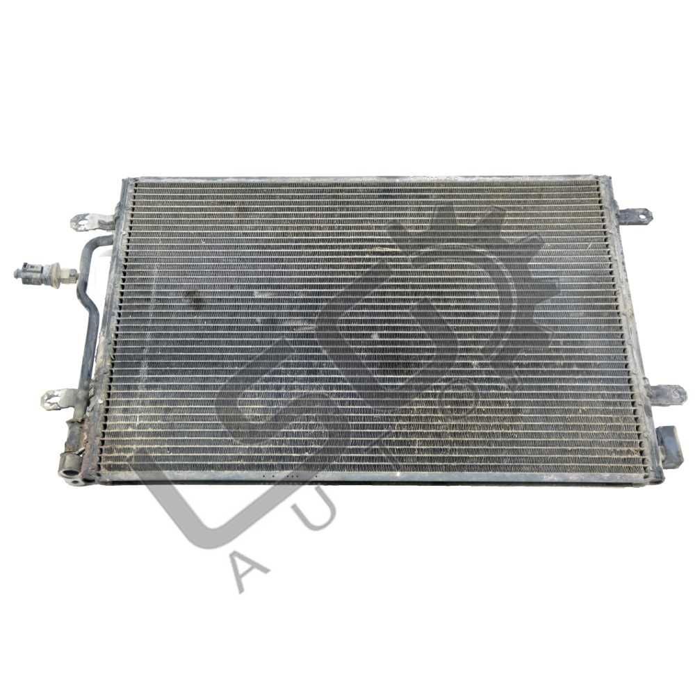 Радиатор климатик AUDI A4 (B6) 2000-2004 A070222N-68