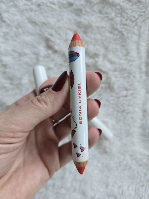 Гримове тестери на Lancôme