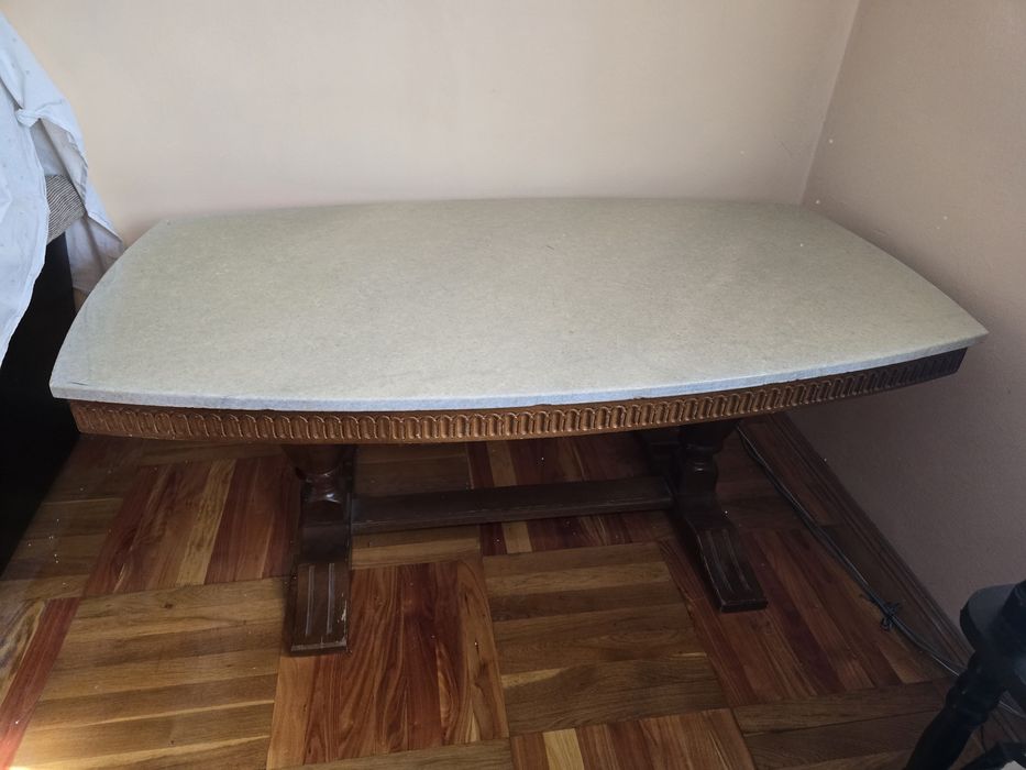 Антикварна мраморна маса