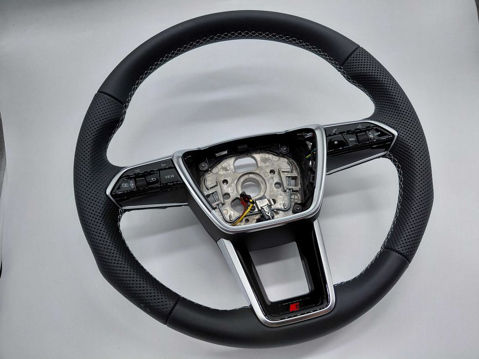 Нов спортен волан S Line за Audi A6 C8 A7 A8 E-tron ​​Q8 E Tron