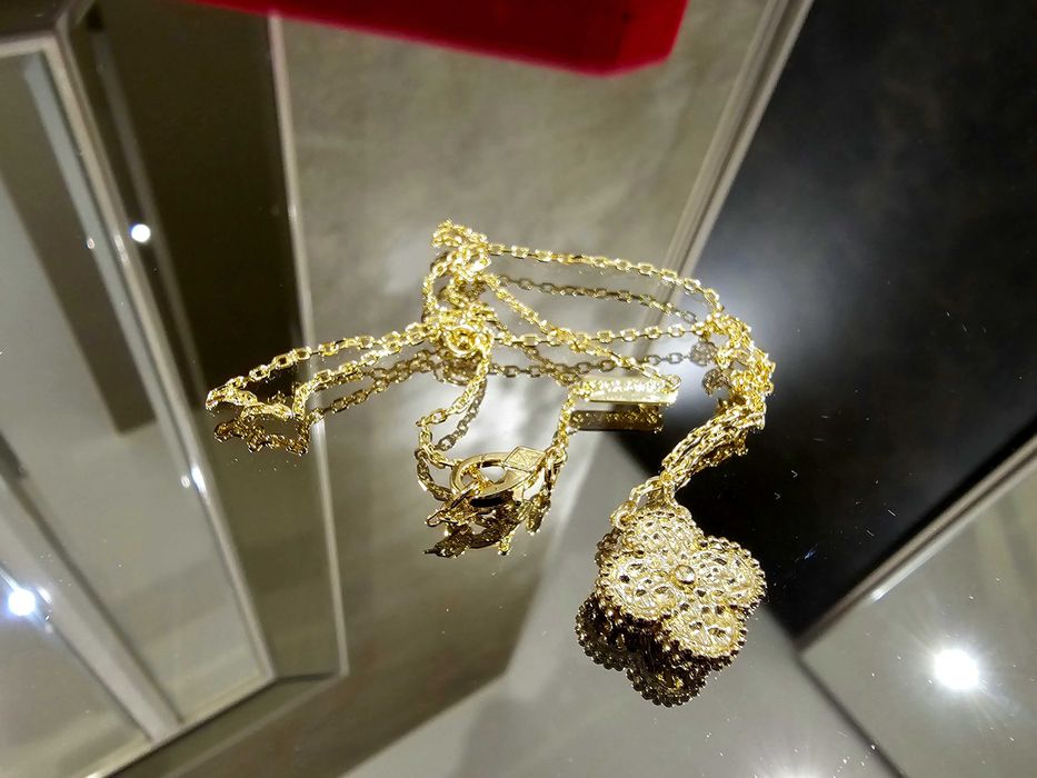 Van Cleef & Arpels VCA Gold Vintage Alhambra 1 Clover Дамско Колие