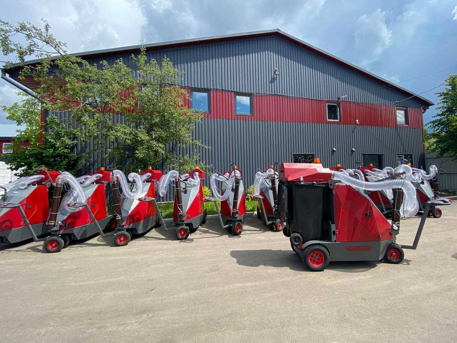 Aspirator electric de stradă