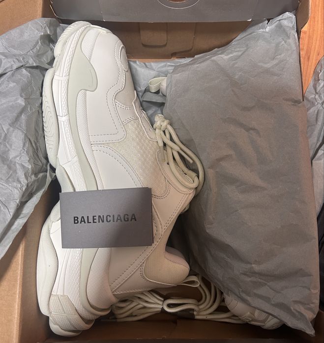 Balenciaga triple S