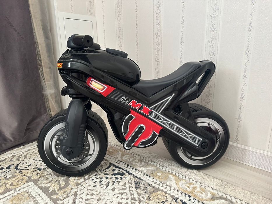 Продаю детский игрушечный мотоцикл