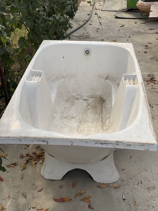 Ванна б/у в хорошем состояние