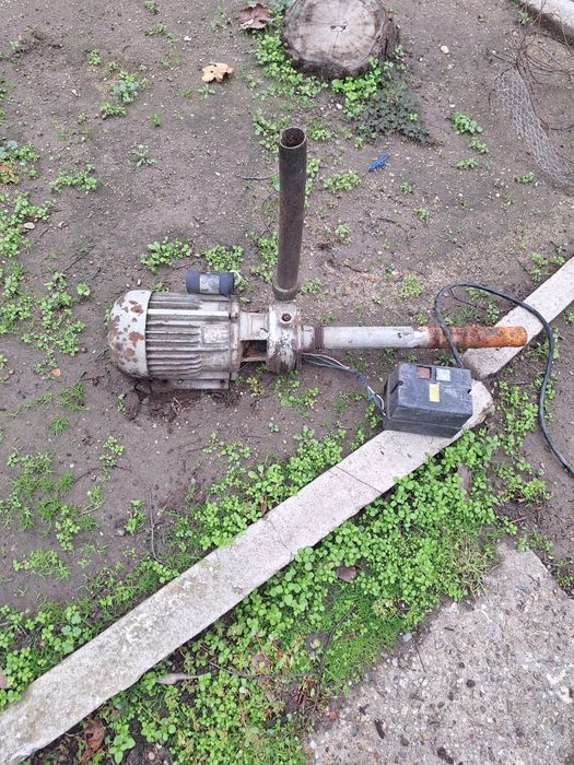 Водонапоителна помпа