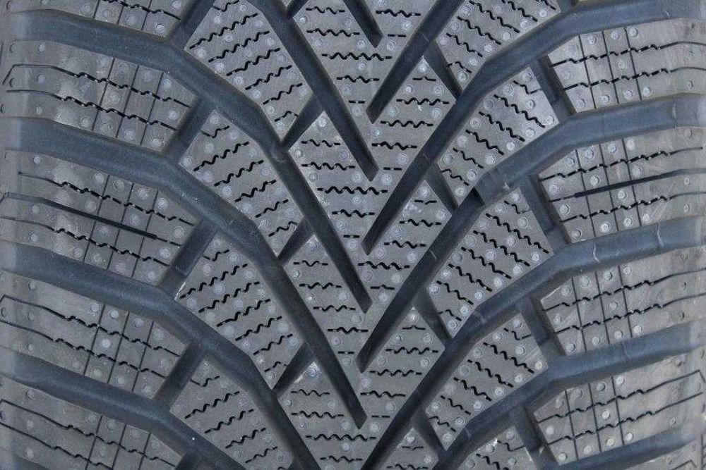 Anvelope iarna noi 215/60 R16 95H Sailun