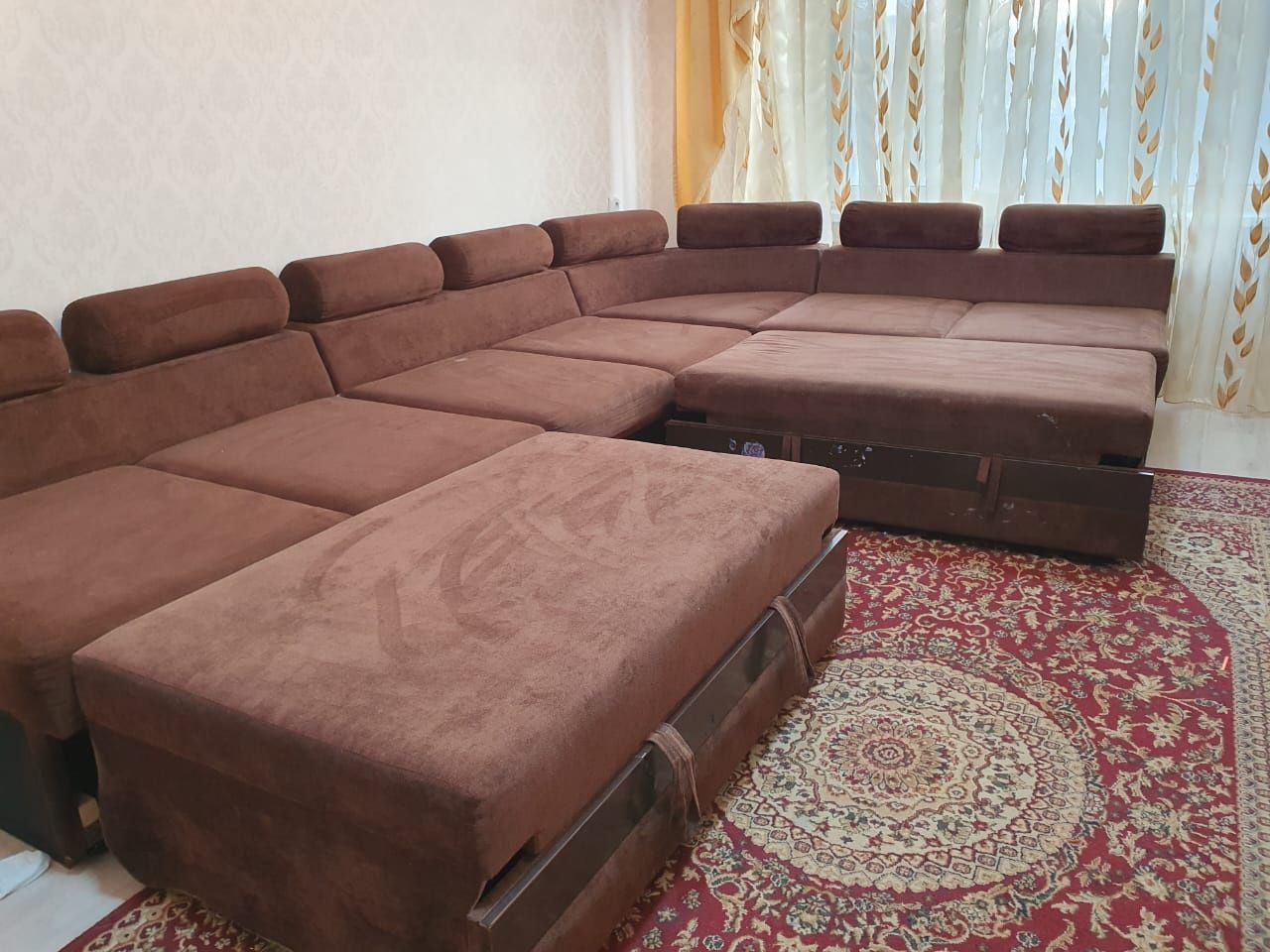 Продам диван угловой