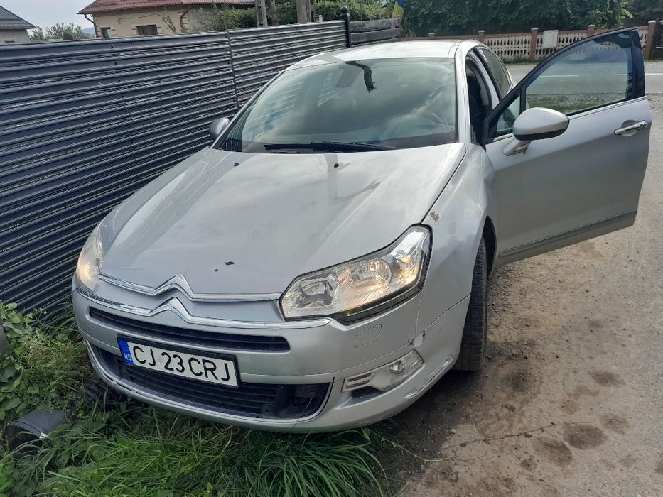Citroen c5 an 2013 luna 12