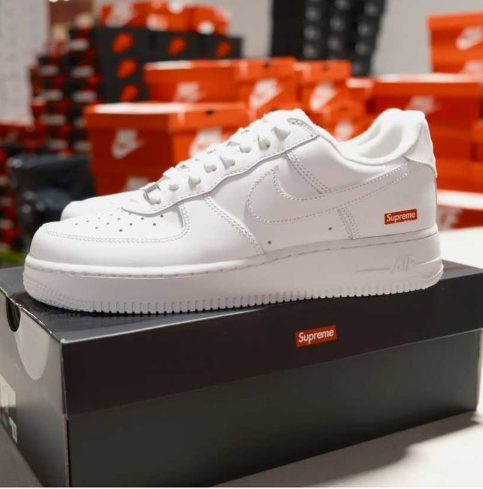 Nike Air Force 1 Low Supreme White R.38