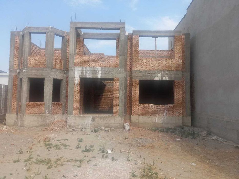 Уй сотилади Аэропорт йулида, Харбий кисм оркасида