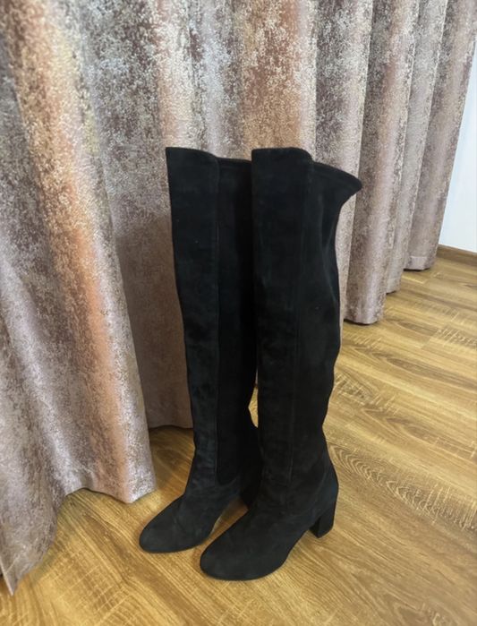 Ghete Piele Întoarsa Negre