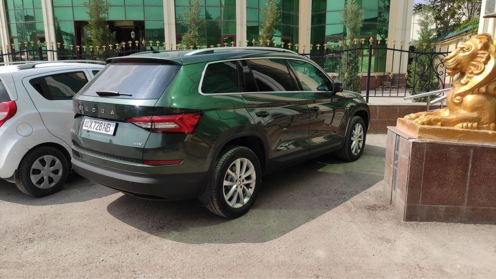 Продается Skoda Kodiak (Шкода кодиак) 2021, зеленый