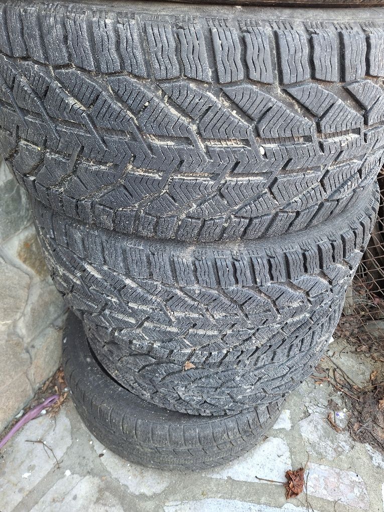 Зимни гуми 245/40/18