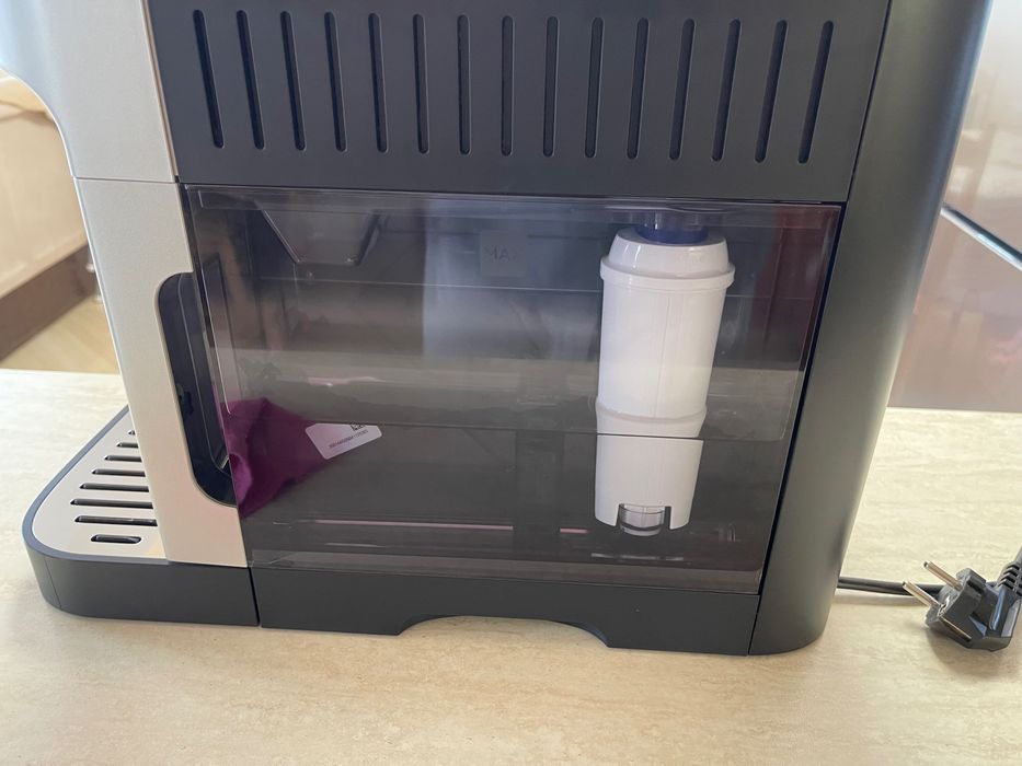 Кафеавтомат Delonghi Magnifica Evo