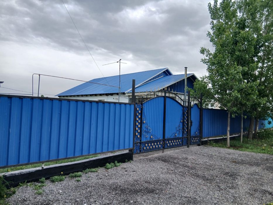 Продам дом в п. Жанаконыс (вдоль Хабдинской трассы).