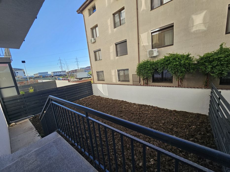 Apartament 2 camere Gradina Curte  20 mp Dobroesti