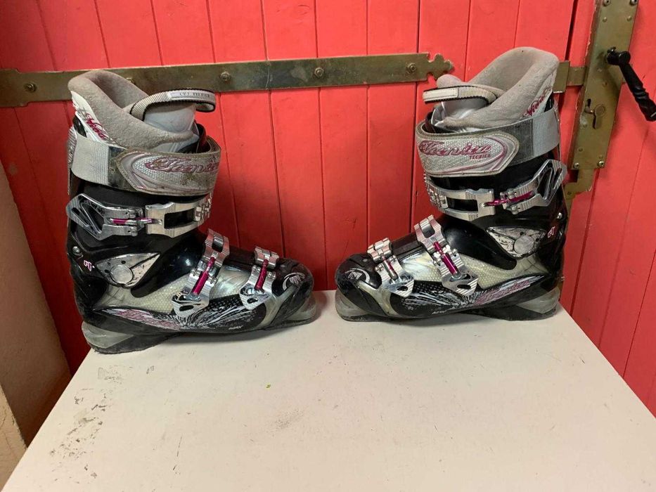 Clapari ski schi Nordica RT marime Eur:39.5 Mondo:25.5