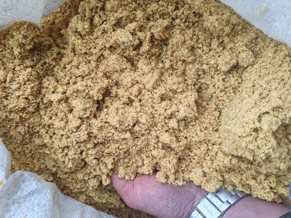 Vand faina de chipsuri