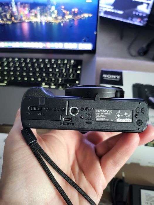 Sony HX50 20 мегапиксела/WiFi/30 зуум