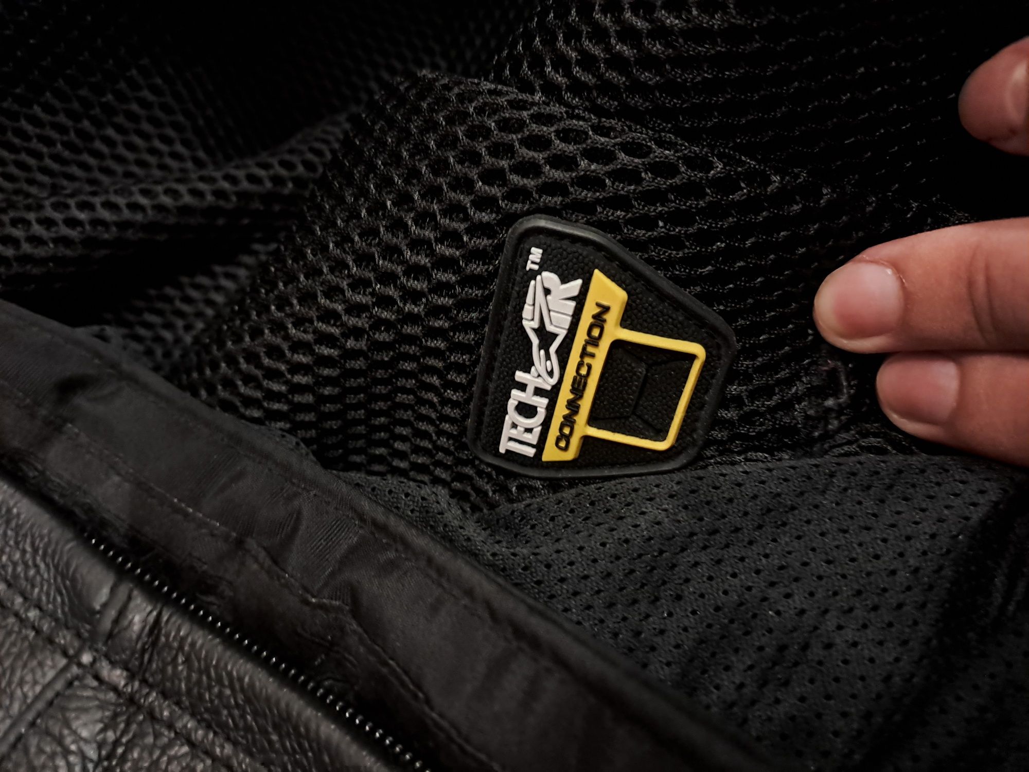 Alpinestars gp pro v2 tech-air