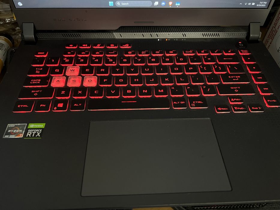 Laptop gaming Asus Rog G513IE Rtx 3050 ti ryzen 7