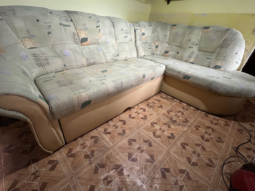 Vand coltar extensibil cu lada de depozitare