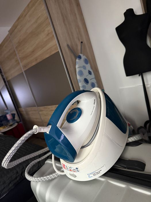 Fier de calcat Philips